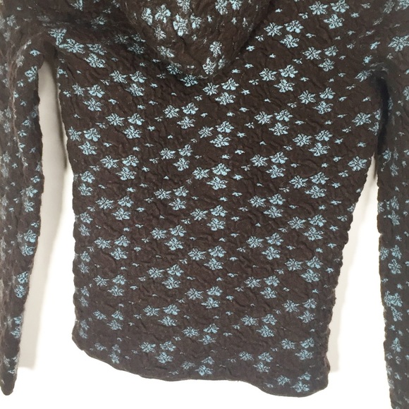 Neve Designs %100 Wool Hooded Long Sleeve Sweater - Picture 6 of 8